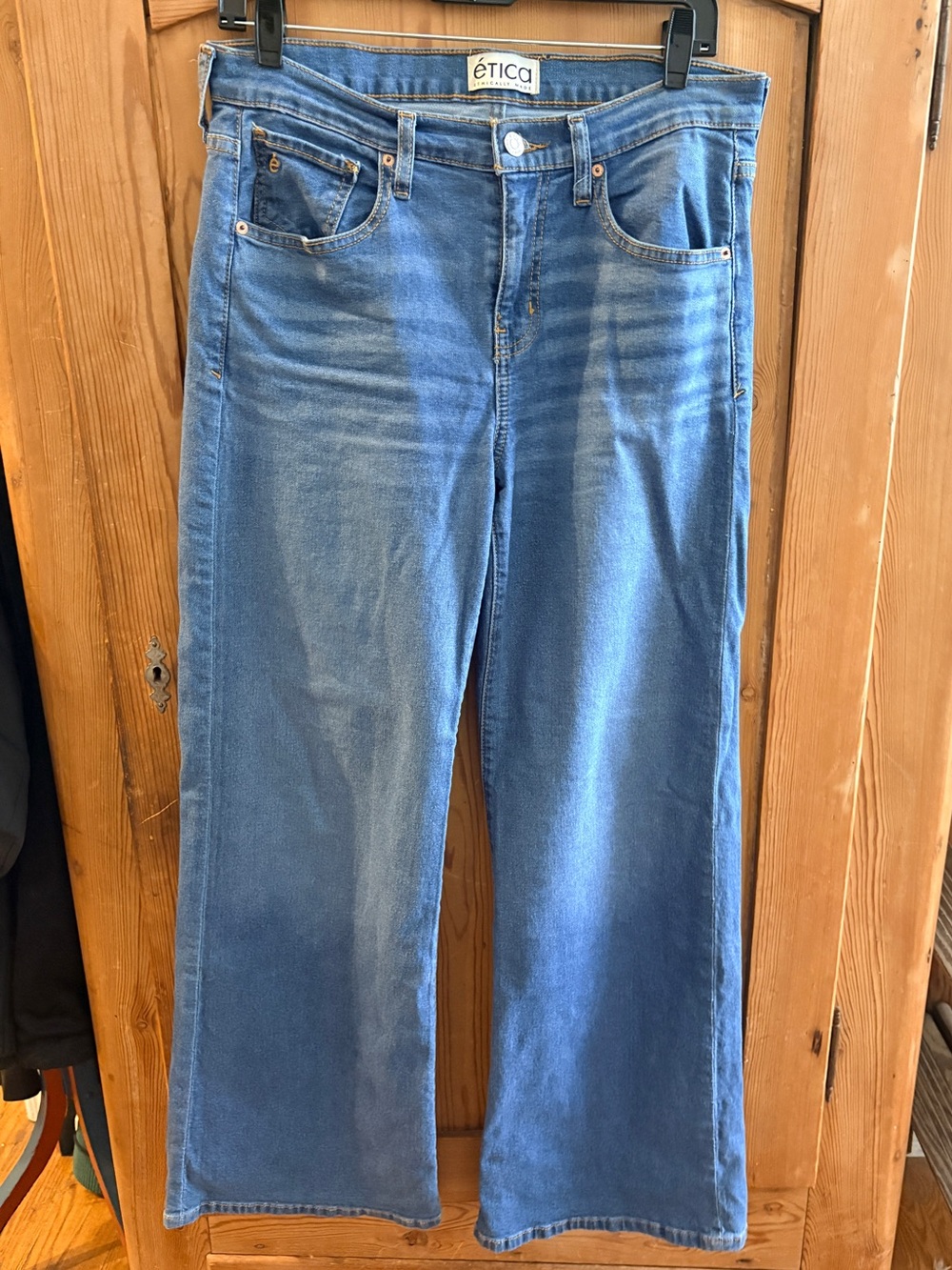 Etica Romi Medium Blue Wide-Leg Jeans NWOT size 28 Sustainable Denim